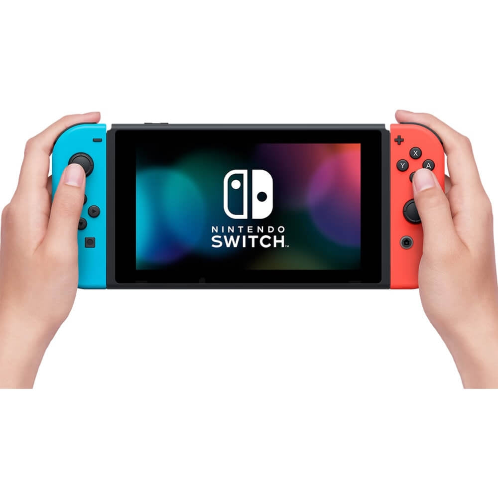 Nintendo Switch: Mario Kart 8 Deluxe Bundle 6.2” screen, Joy-Con controllers