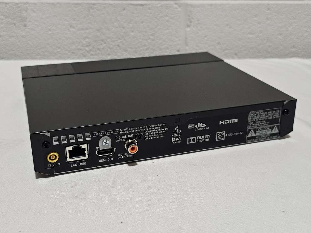 Sony BDP-BX370 Blu-ray Player Dolby TrueHD & DTS-HD built-in Wi-Fi w/ HDMI Cable