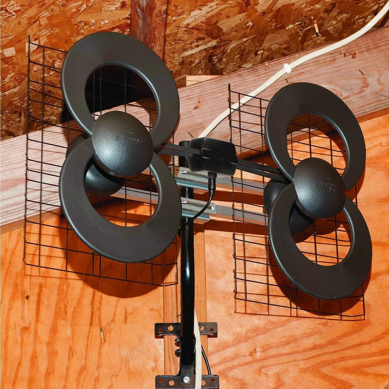 Antennas Direct C4-CJM ClearStream 4 UHF Indoor Outdoor TV Antenna, 70+ Mile Range, 4K 8K UHD w/20-inch Mast, Reflectors