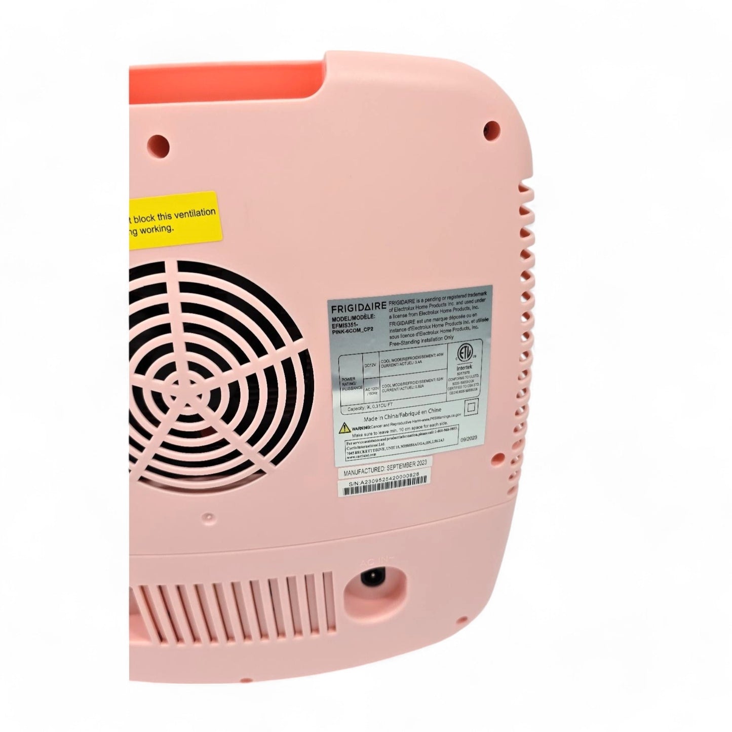 Frigidaire Retro 12 Can Mini Beverage/Skincare Cooler Pink EFMIS351-PINK