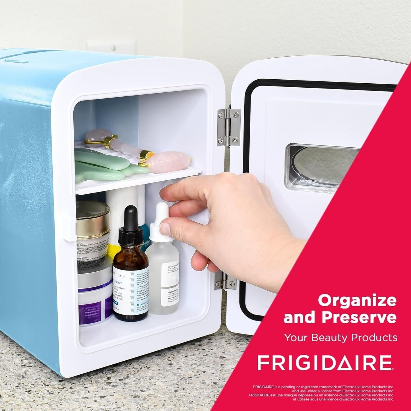 Frigidaire Retro Mini Personal Fridge Cooler up to 9 Cans/ 5-liters Blue EFMIS175-BLUE