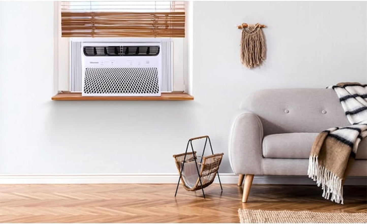 Hisense 350-sq ft Window Air Conditioner 115v 8000-BTU Wi-Fi enabled AW0822CW1W
