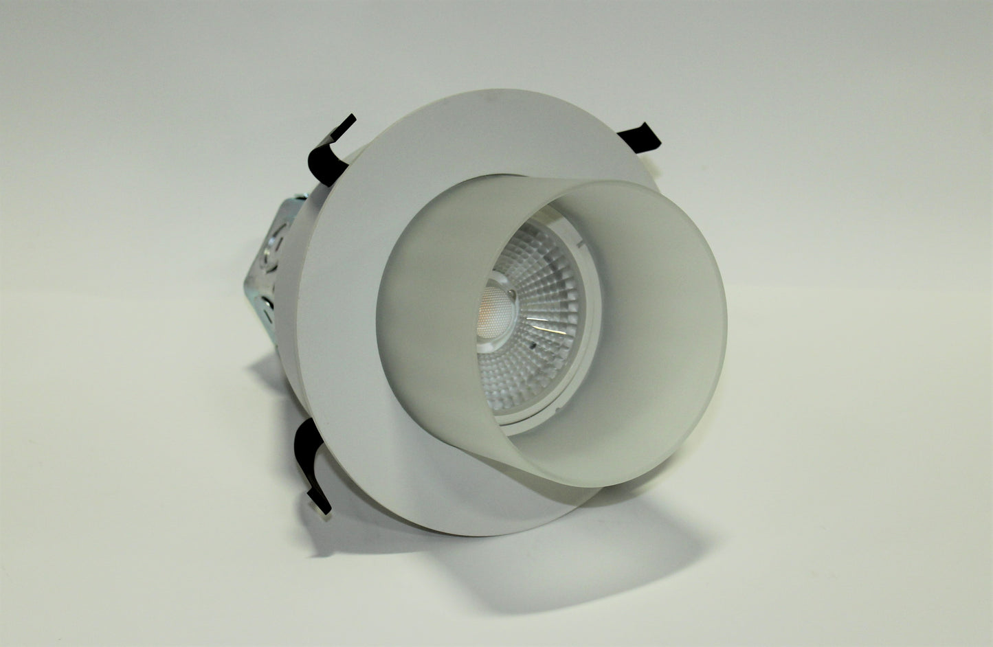 Electrix 6" Flood LED Light Kit with Drop GL IC Rated 18W 120v DWL6FF20DG