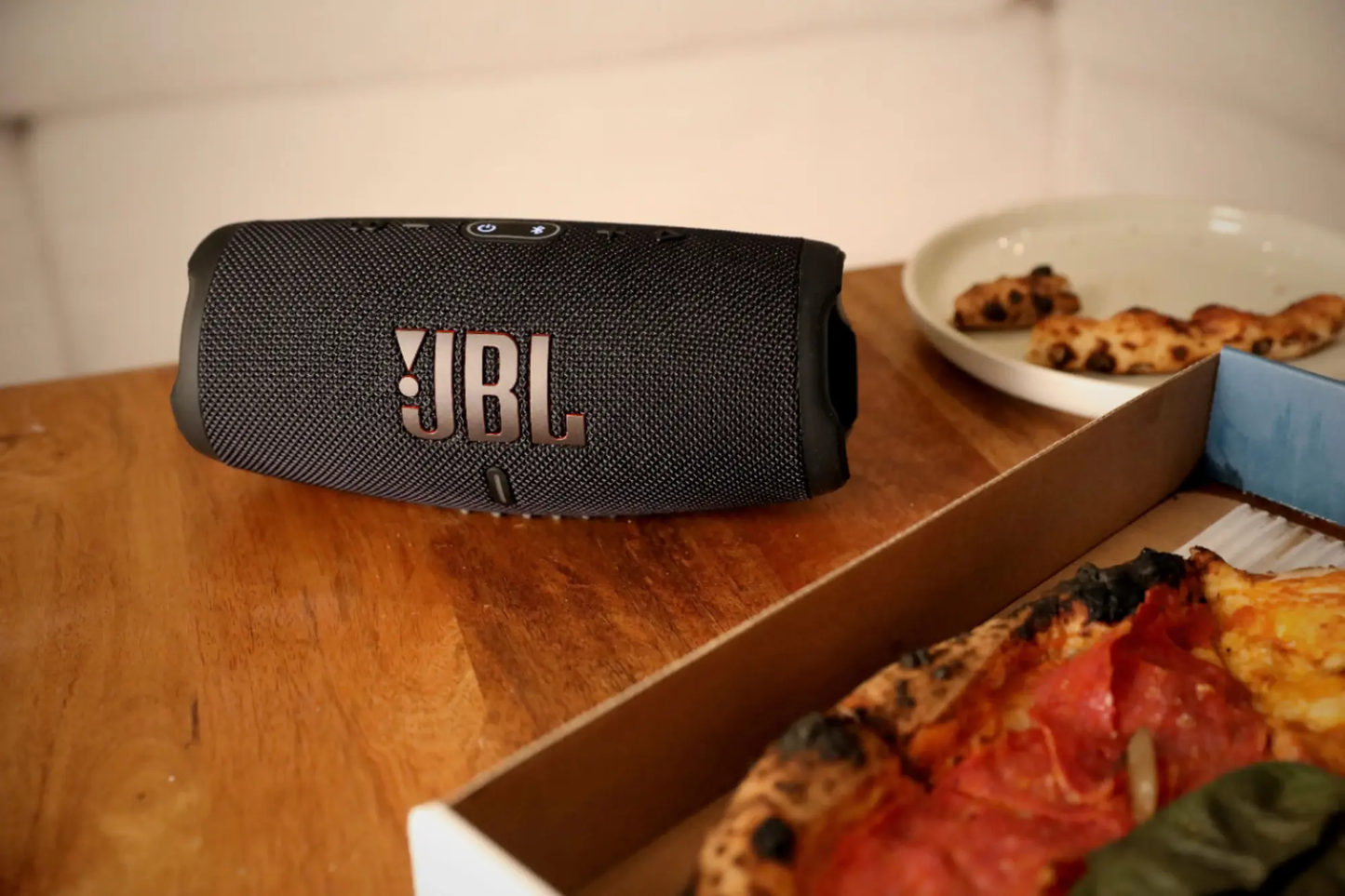 JBL Charge 5 Portable Bluetooth Speaker Black JBLCHARGE5BLKAM