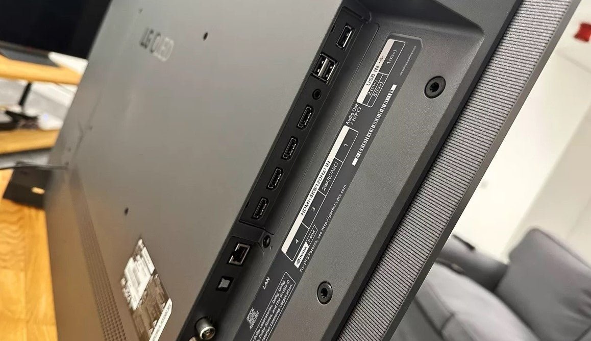 LG 42" OLED evo C3 4K Smart TV for Gaming OLED42C3PUA