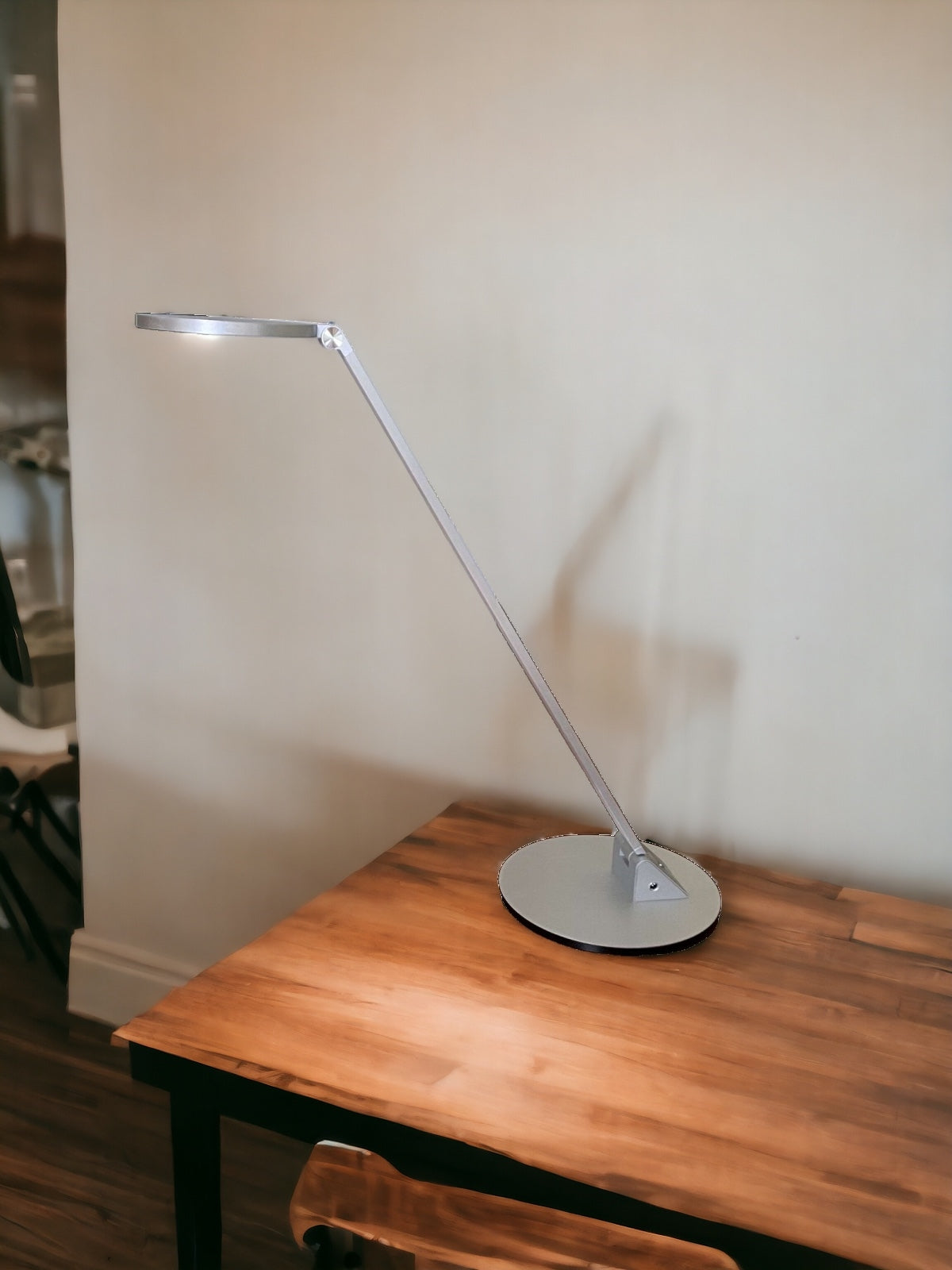 Tensor Slim Line O LED Foldable Desk Lamp, 900 Lm Silver Aluminum Finish 10C-012