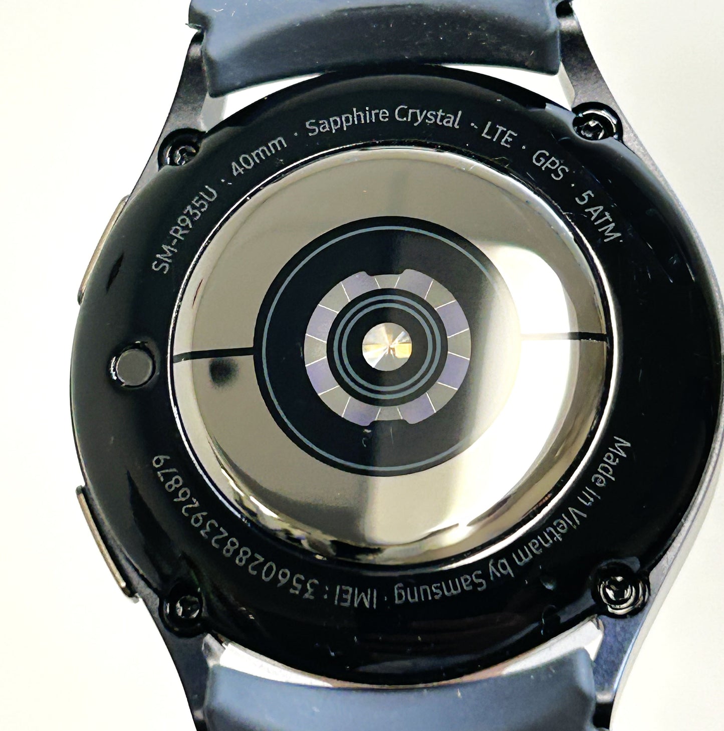 Samsung Galaxy Watch6 Aluminum Smartwatch 40mm LTE Graphite SM-R935UZKAXAA
