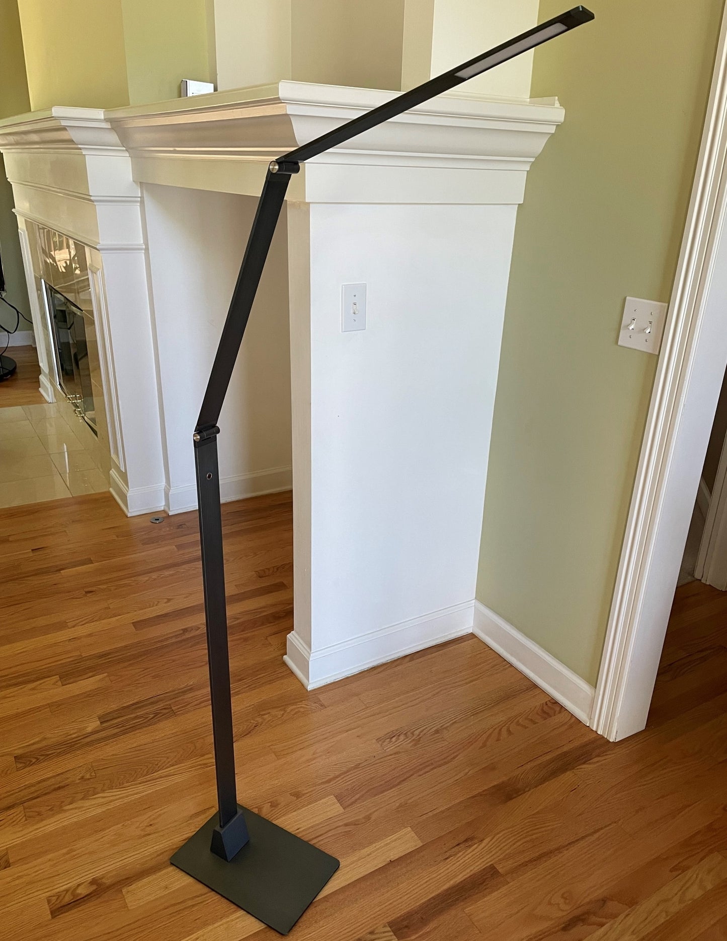 Electrix Slim Line Z Fold-able LED Floor Lamp Dark Gray Finish 900Lms 3000K Color 10C-014