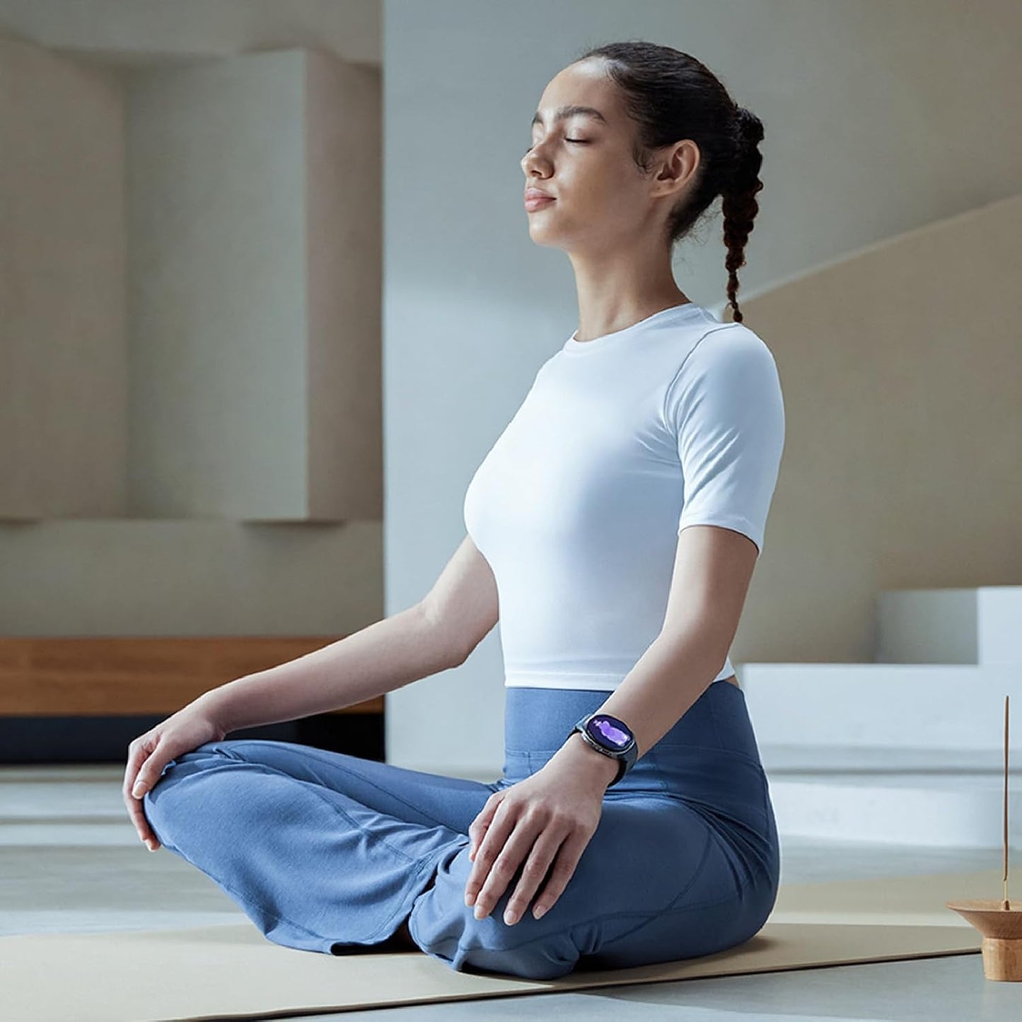 Samsung - Galaxy Watch8 Aluminum Smartwatch 44mm BT - Graphite - (2025) SM-L330NDAAXAA