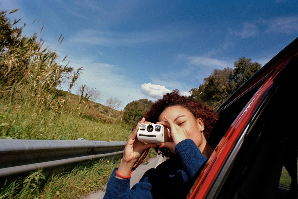 Polaroid Go Everything Box Bundle (Gen 2) - White: Automatic Focus Instant Film Camera