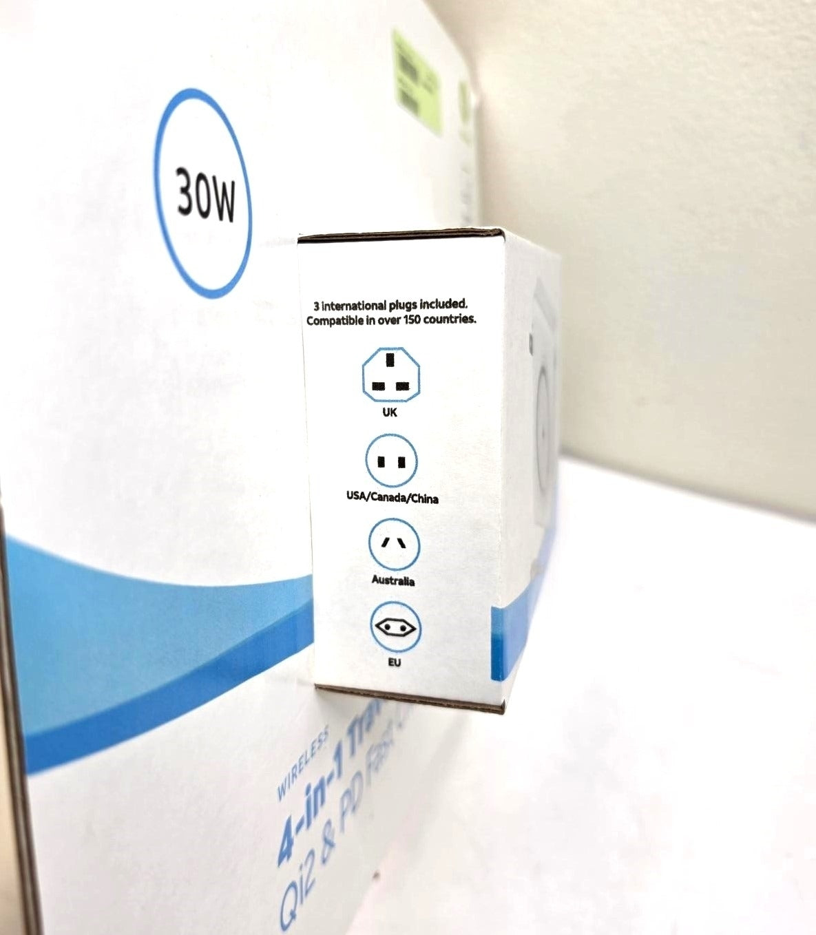 AT&T Travel Powerbank Wireless 4-in-1 Travel Powerbank, Qi2 & PD Fast Charge