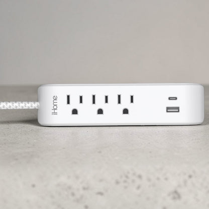 iHome Power Strip with USB and Cord - White 2IHAC2268W0L2