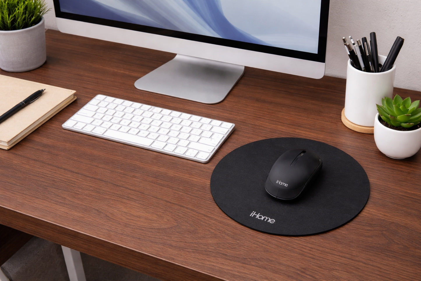 iHome 2.4G Wireless Mouse with Mousepad Bundle- Black 2IHMS2266B0L2