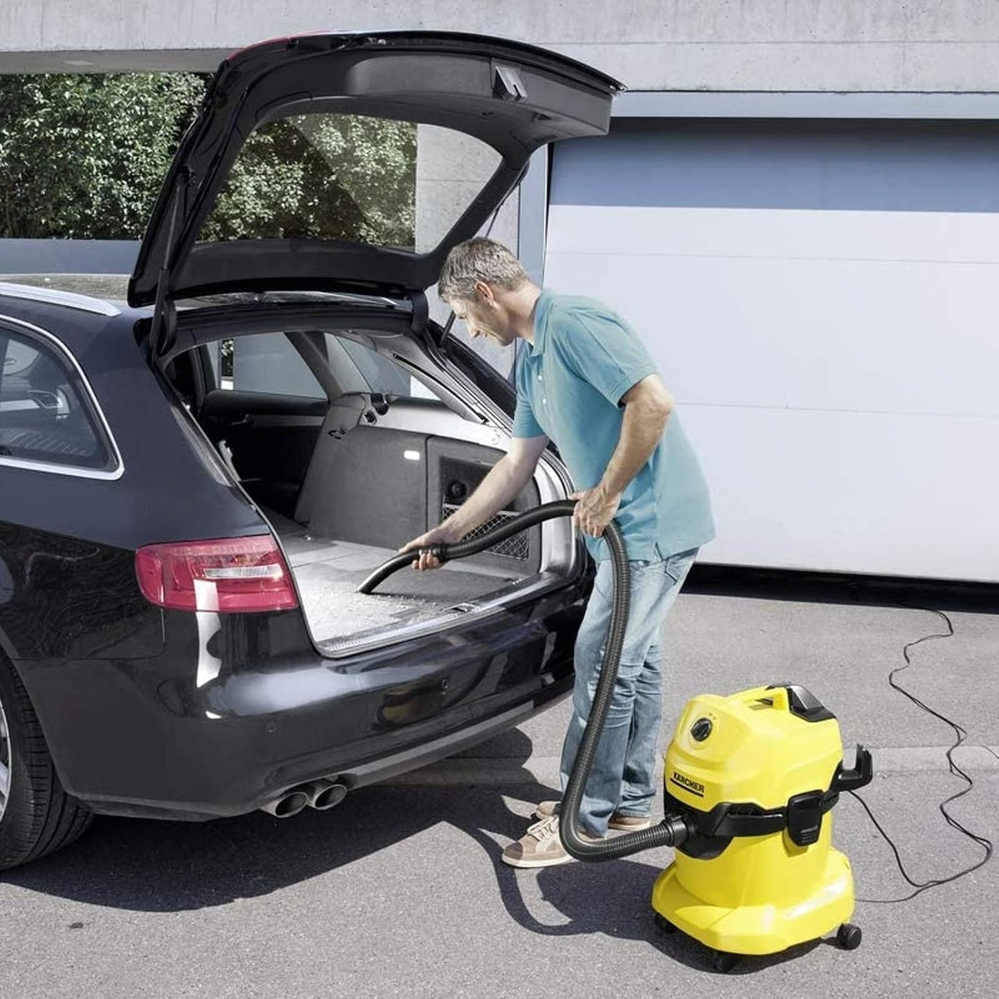 Karcher - WD 4 Wet-Dry Shop Vacuum Cleaner - with Attachments - Blower Feautre, Compact Space-Saving Design - 5.3 Gallon - 1100W