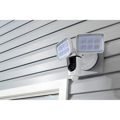 Lorex 1080p Outdoor WiFi Floodlight Camera Night Vision 32G microSD Card V261LCDE