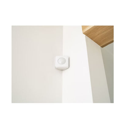 SimpliSafe 11 Pc. Security Kit with Indoor Camera KT053-01RUS