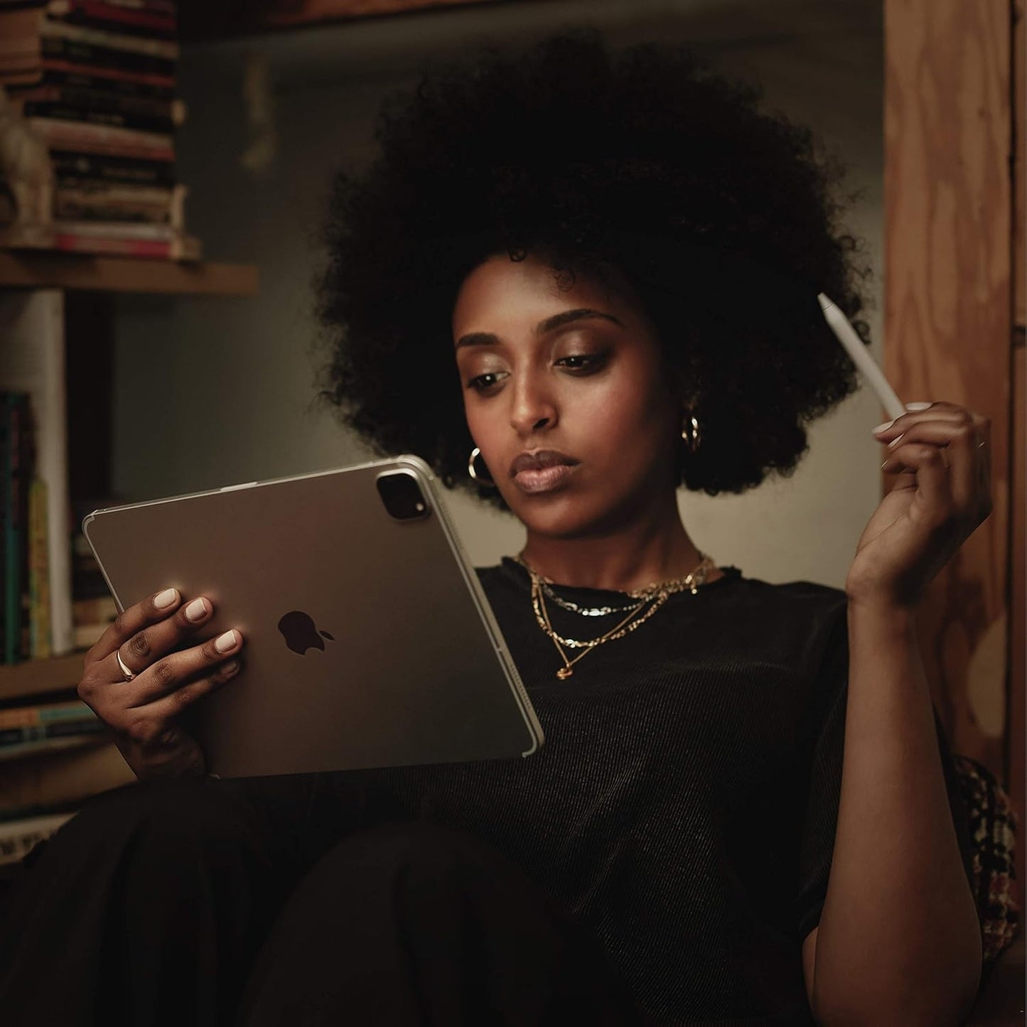 Apple iPad Pro (12.9") 4th Gen 128GB Space Gray,  A12Z Bionic chip, Wi-Fi 6 (802.11ax) + Bluetooth 5.0 - 3G933LL/A