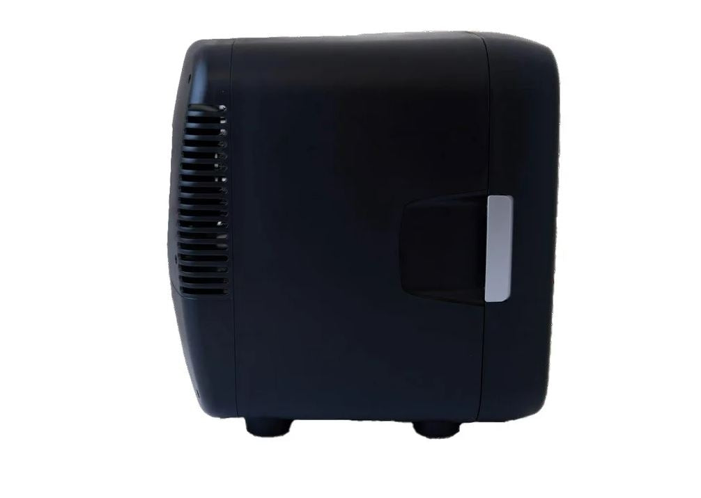 12 CAN MNI REFRIGERATOR BLACK Frigidaire Retro 12 Can 9 Liter Mini Beverage/Skincare Cooler Black EFMIS351-BK6COM
