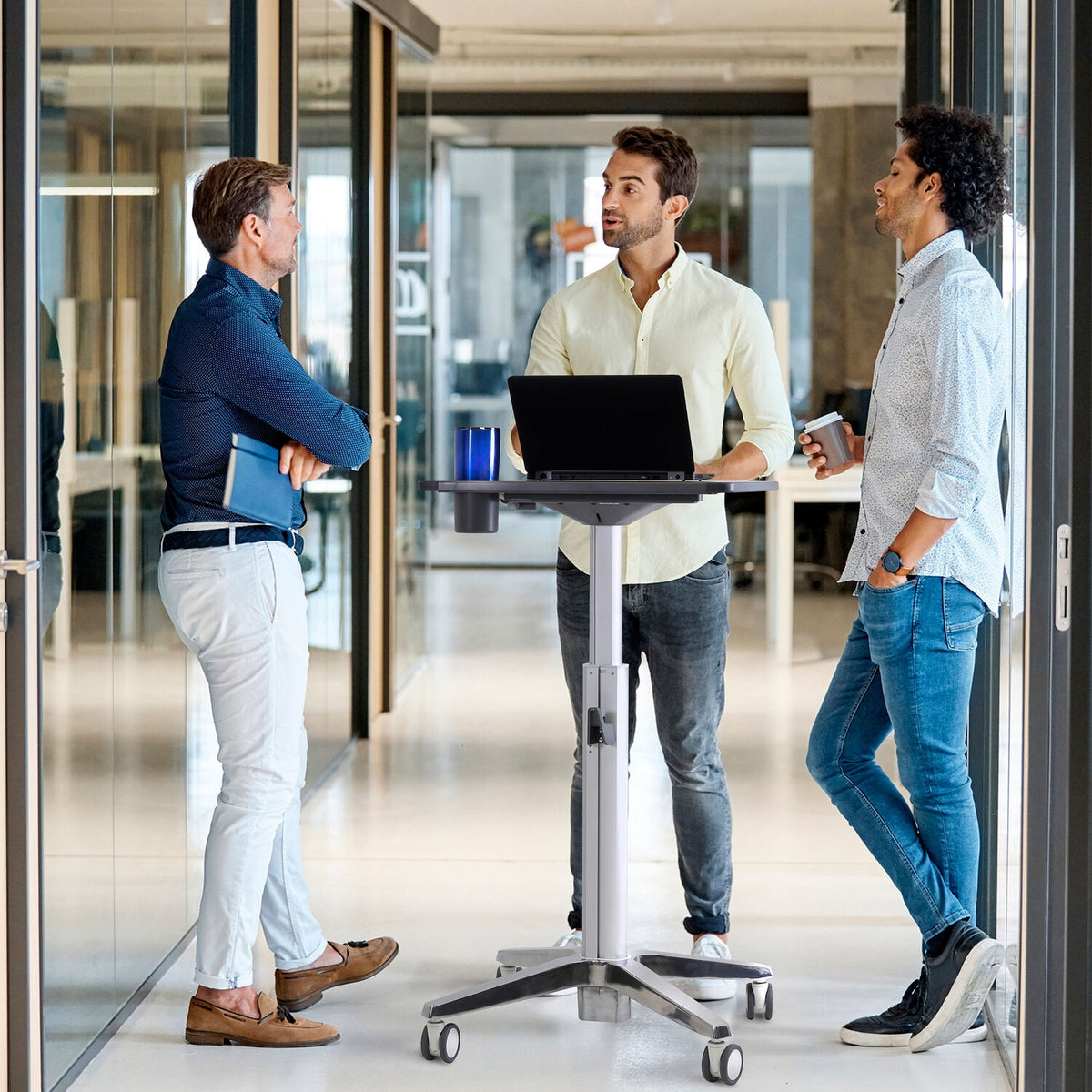 Ergotron LearnFit Mobile Sit-Stand Desk Short, 29 to 45" 24-547-003