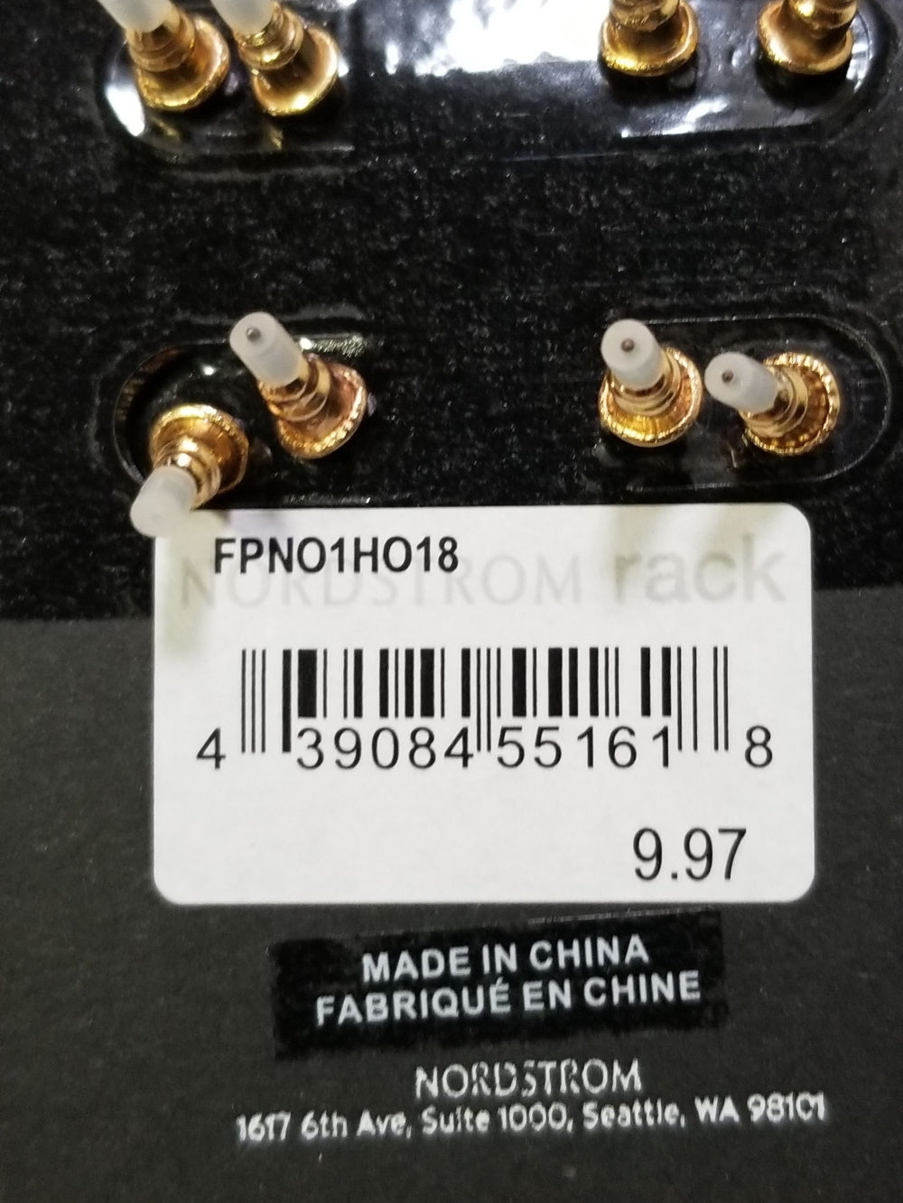 Free Press Set of Earrings