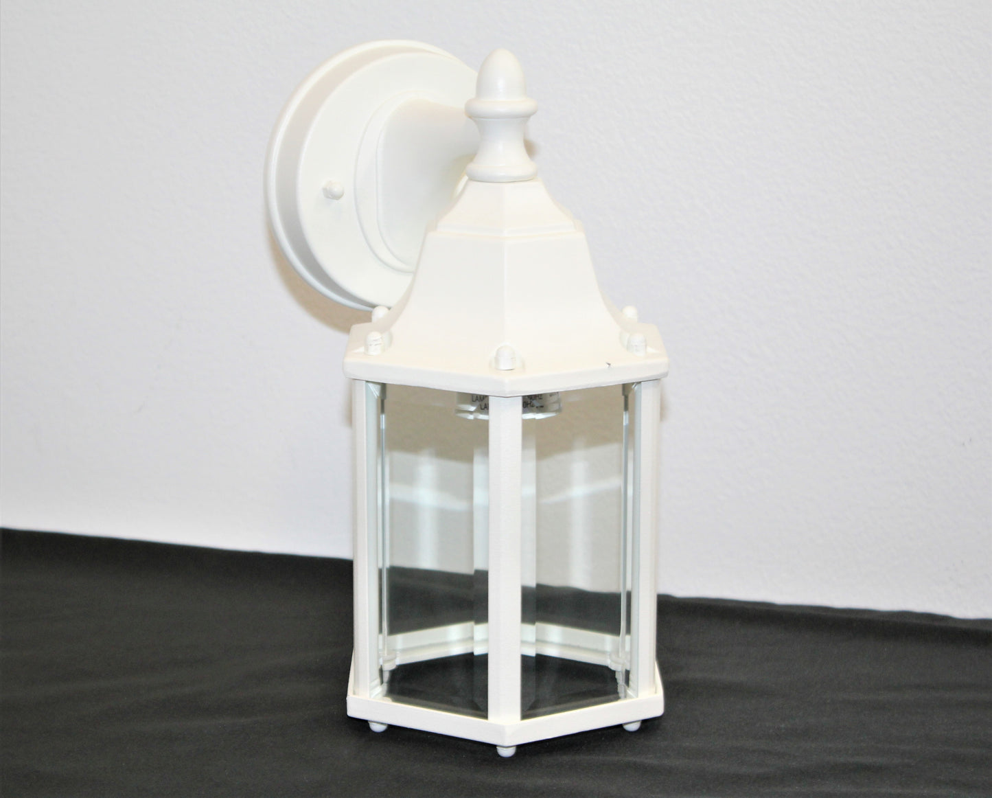 Sunset Lighting Outdoor Wall Sconce w/ Clear Beveled Glass, White Finish  F7851-30