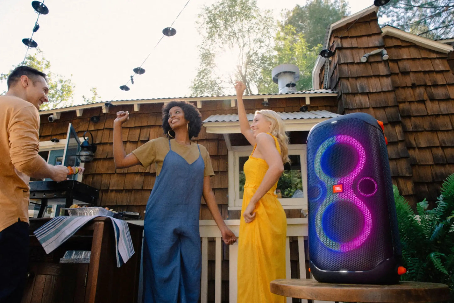 JBL PartyBox On-The-Go Powerful Portable Bluetooth Party Speaker with Dynamic Light Show, Black PARTYBOX110 - JBLPARTYBOX110AM