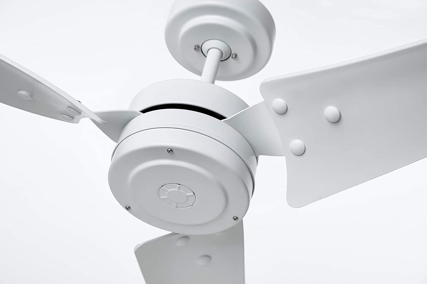 Luminance Noble Comfort AM319405 60" Ceiling Fan, Damp location - White color