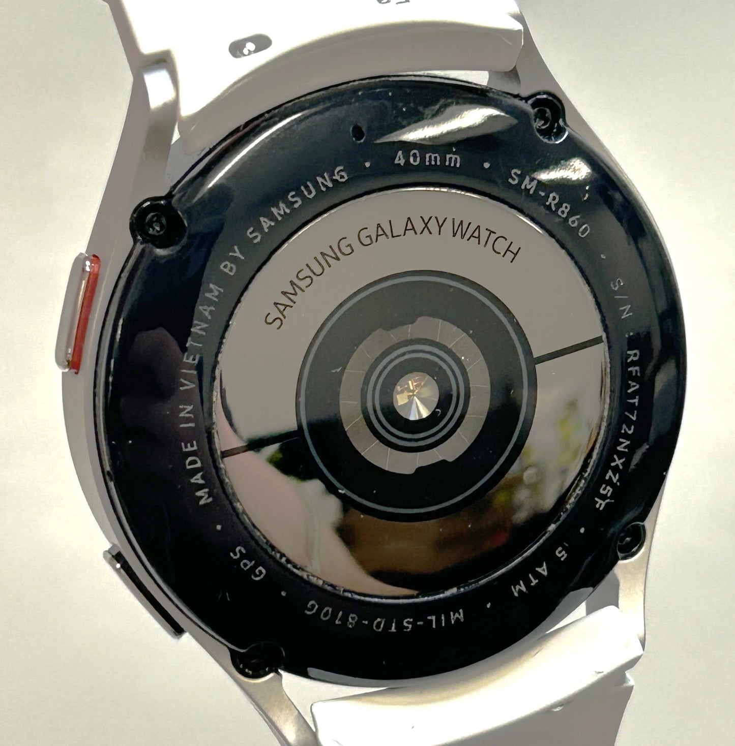 Samsung Galaxy Watch4 Smartwatch 40mm, Bluetooth/Wi-Fi, Silver SM-R860NZSAXAA