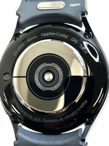 Samsung Galaxy Watch 6 40mm Black Aluminium Case with Graphite Silicone Band SM-R930NZKAXAA