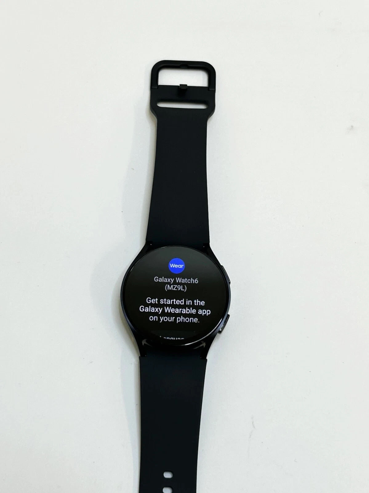 Samsung Galaxy Watch 6 40mm Black Aluminium Case with Graphite Silicone Band SM-R930NZKAXAA
