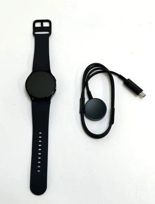 Samsung Galaxy Watch 6 40mm Black Aluminium Case with Graphite Silicone Band SM-R930NZKAXAA