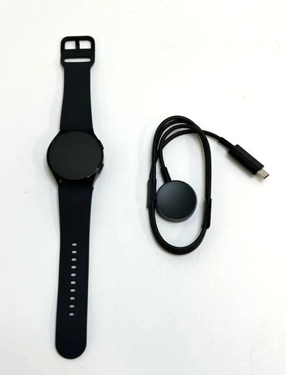 Samsung Galaxy Watch 6 40mm Black Aluminium Case with Graphite Silicone Band SM-R930NZKAXAA