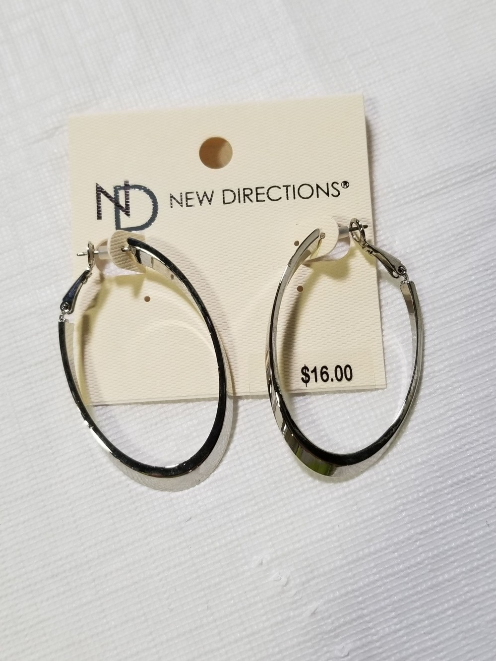 EARRING METAL HOOP SILVER TONE