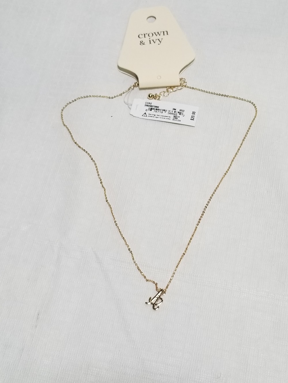 CROWN & IVI INITIAL NECKLACE W/ PENDANT