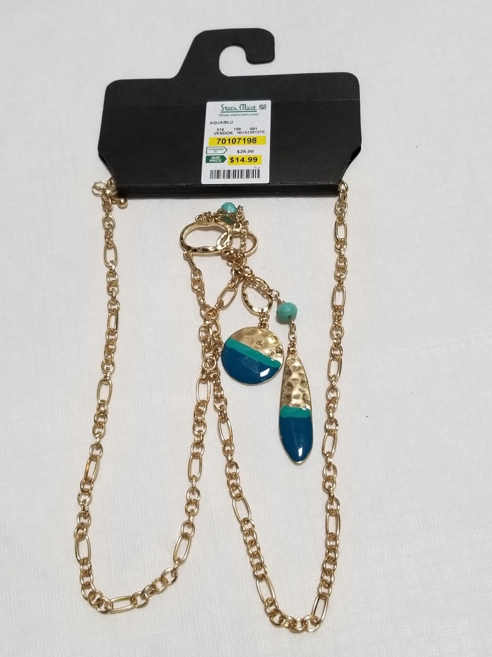 AQUA/BLUE PENDANT NECKLACE